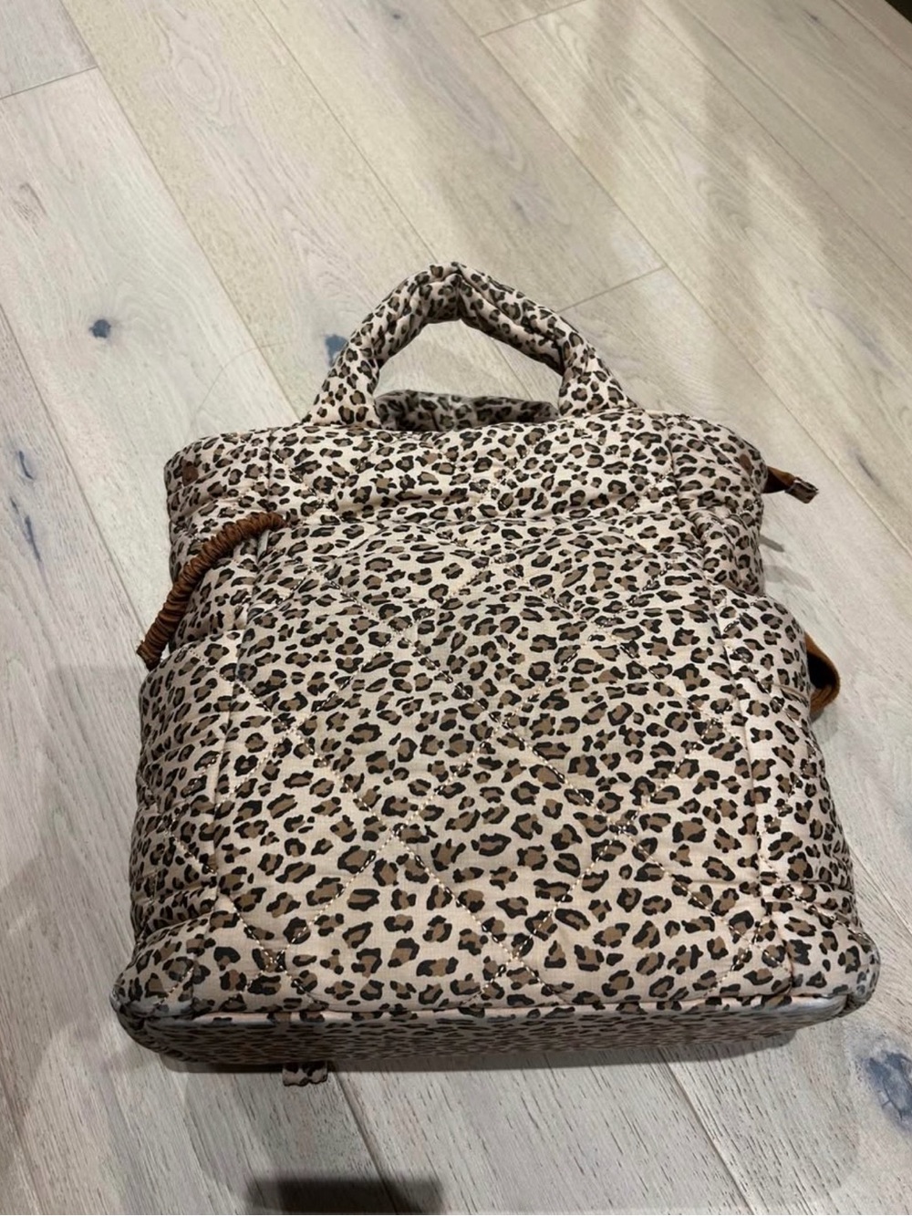 Beis Leopard Print Quilted Diaper Bag - Beige Leopard